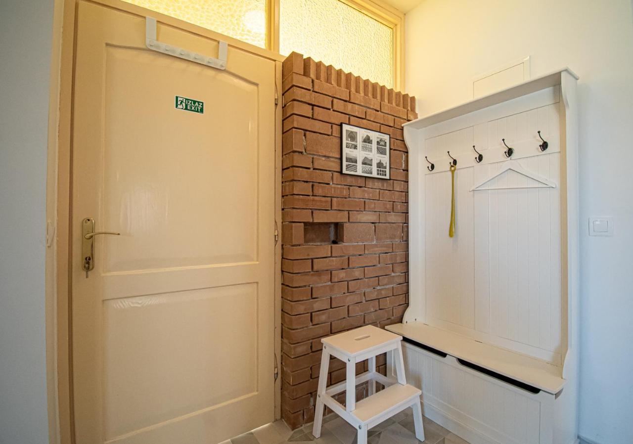 Apartment Nikola Kaštel Novi Buitenkant foto