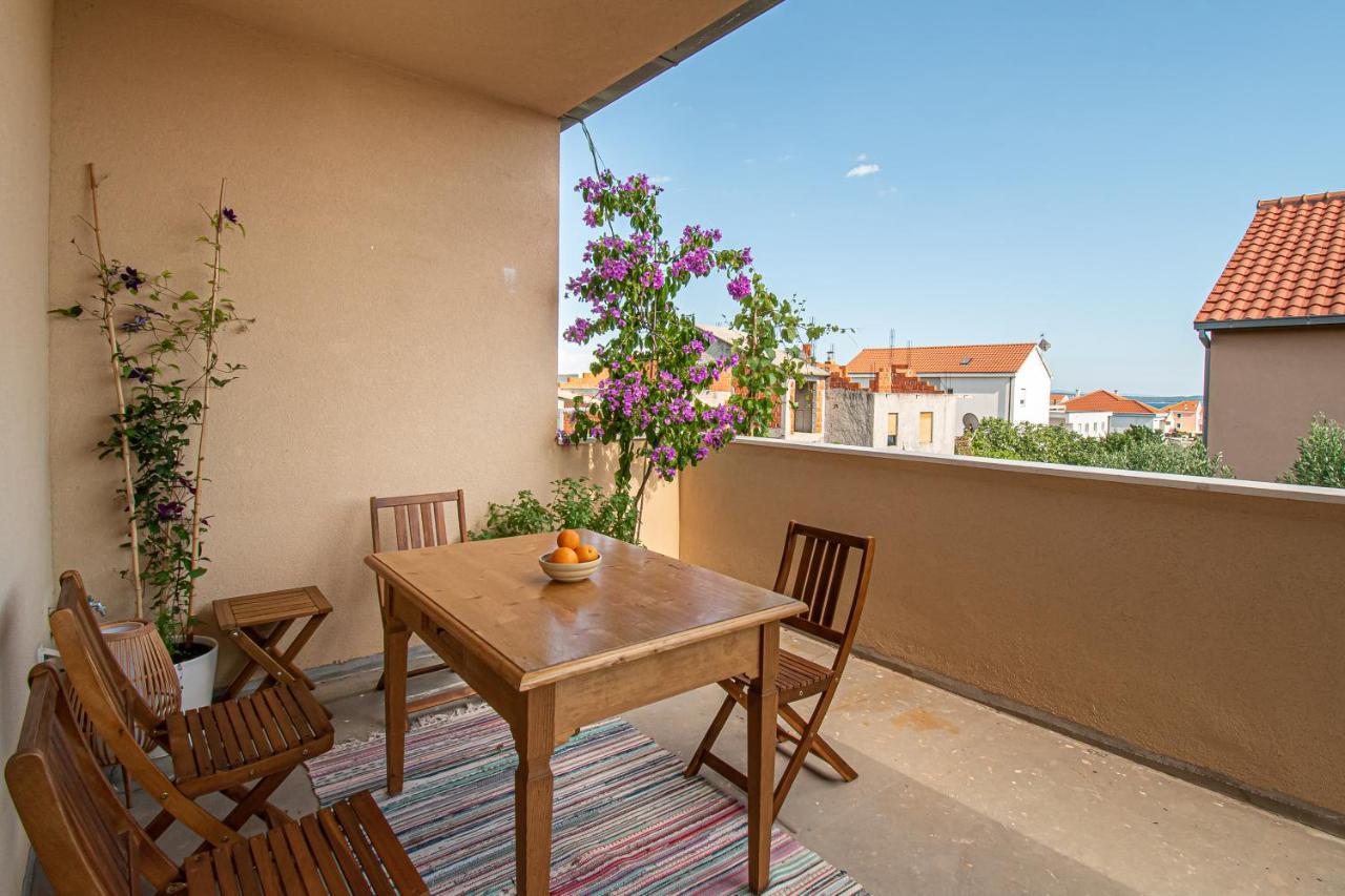 Apartment Nikola Kaštel Novi Buitenkant foto